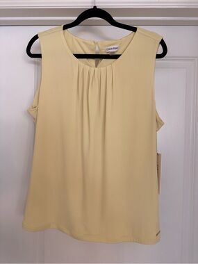NWT Calvin Klein Sleeveless Pleated Shell Top in Pale Yellow
